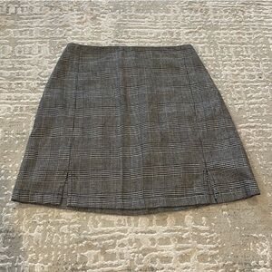 Brandy Melville John Gault Houndstooth Plaid Mini Skirt